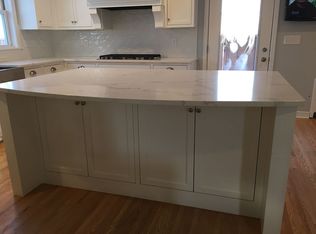 2181 Highland Pkwy, Saint Paul, MN 55116