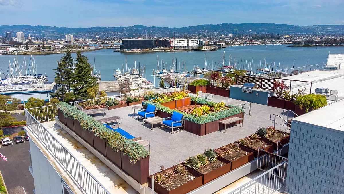 Building Photo - Panomar Luxury Apartments