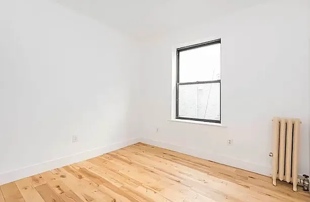 Rented by RealTegrity NY LLC | media 18