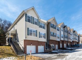 163 Conover Ter, Lebanon, NJ 08833