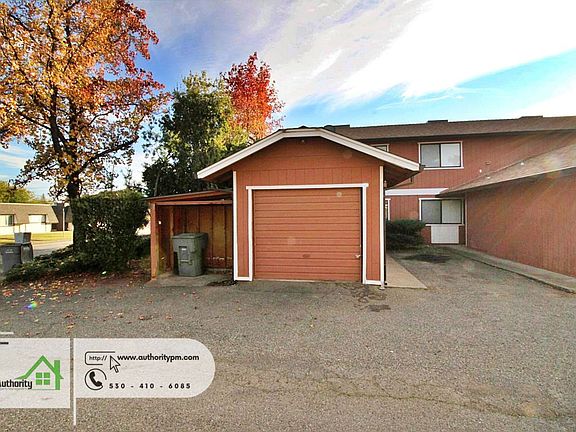 2nd image of 2750 Shasta View Dr APT 1