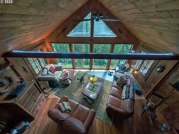30th image of this home