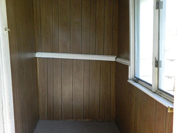 4th image of 232 N Hayford Ave