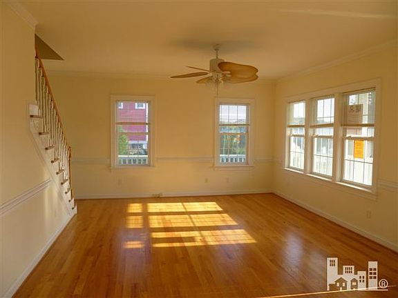 2nd image of 1346 S Fort Fisher Boulevard