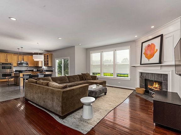 4th image of 12604 Blue Iris Ln