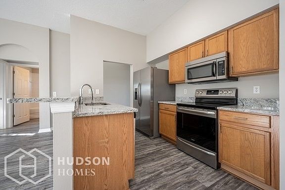 4th image of 4301 Reynolds Oaks Pl