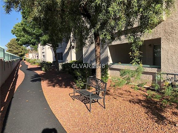 3rd image of 2725 S Nellis Blvd Unit 1015
