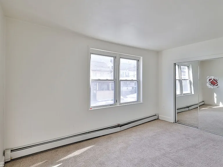 Catawissa St 50 W — Photo 7