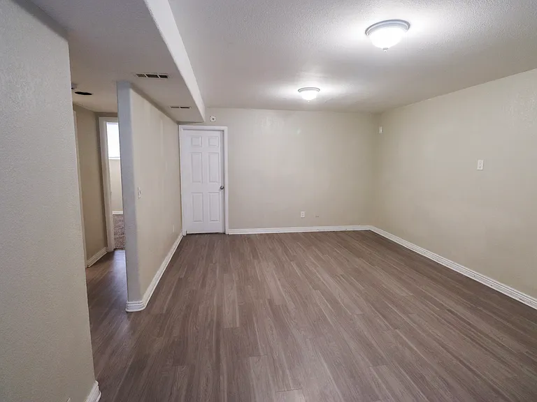 2759 Leisure Dr — Photo 26