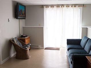 6 Wood Sorrell Trl, Narragansett, RI 02882