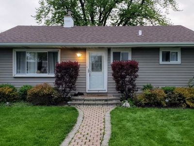 1978 Ash St, Des Plaines, IL, 60018
