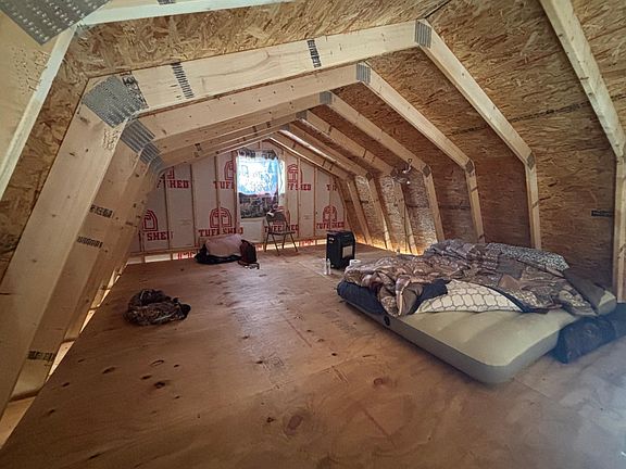 4th image of 40384 Rutabaga Rd