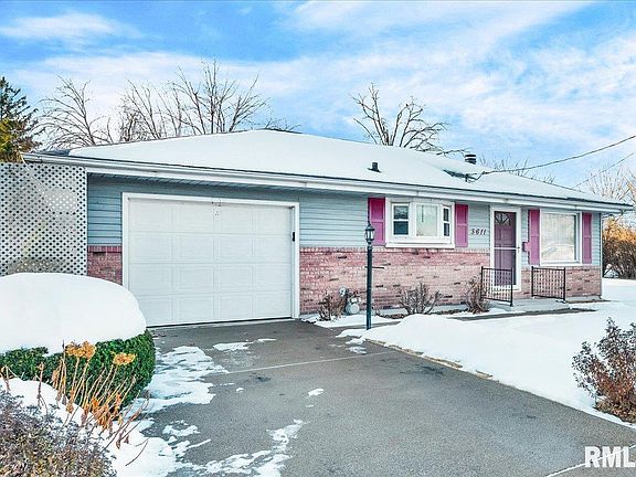 3rd image of 3611 N Avalon Pl