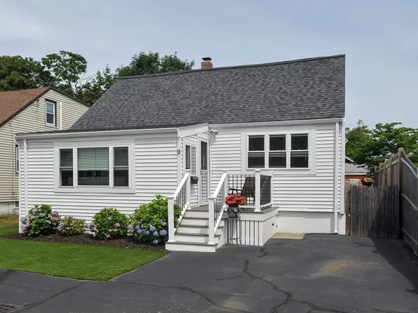 9 G St, Hull, MA 02045
