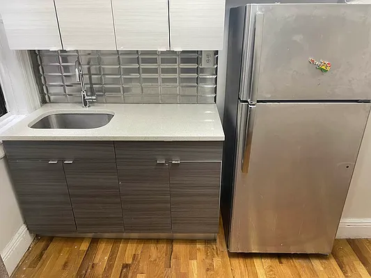 Rented by Empire Valley | media 13