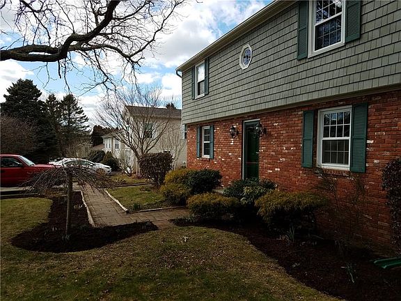 2nd image of 13 S Hillview Dr