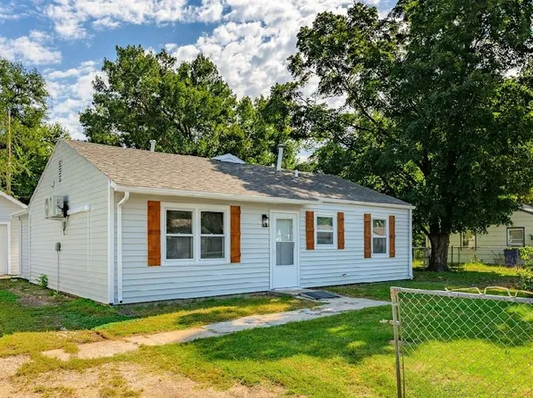 4914 S Brookhaven Ave, Wichita, KS 67216