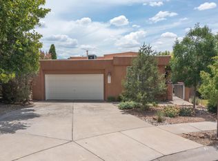 5704 Peppertree Pl NE, Albuquerque, NM 87111