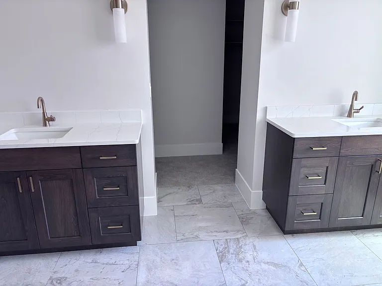 2836 E Creek Side Ct — Photo 14