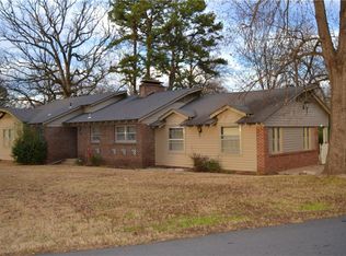 5501 Collins Ln, Fort Smith, AR 72904