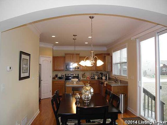 4th image of 7004 Beamtree Dr