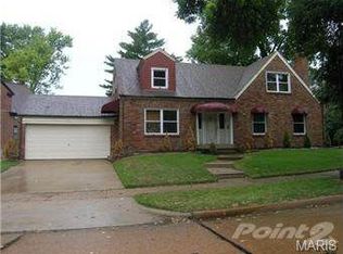 4401 Overbrook Dr, Saint Louis, MO 63121