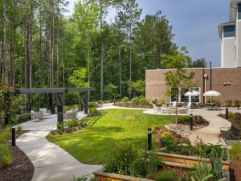 Acclaim at Cary Pointe — Photo 46
