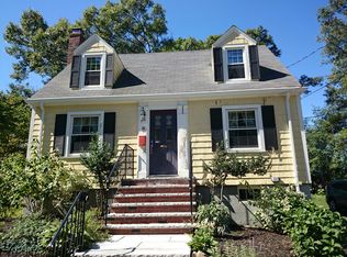 6 Morey Rd, West Roxbury, MA 02132