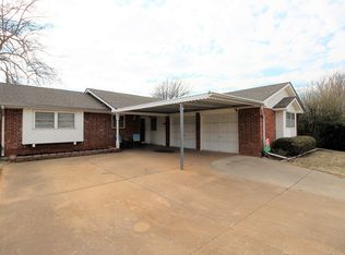 1016 W Silver Meadow Dr, Midwest City, OK 73110