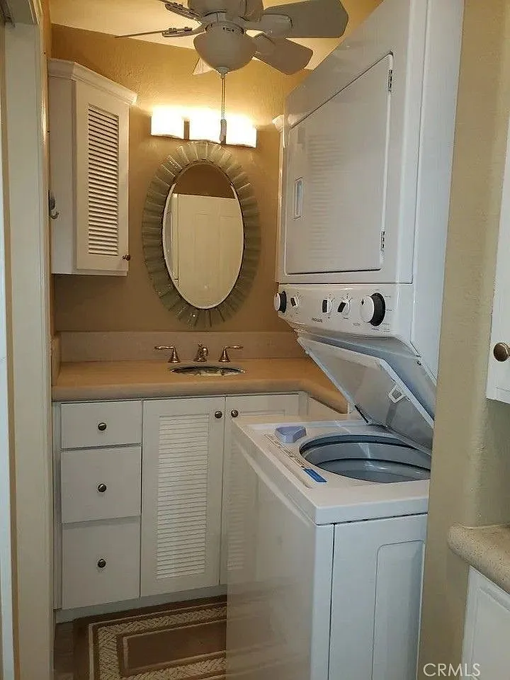 1 bed, 478 sqft, $2,325 — Photo 4