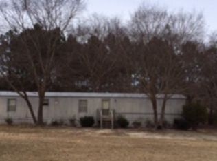 1872 Leesfield Ln, Bailey, NC 27807