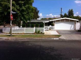 19419 Newhouse St, Santa Clarita, CA 91351