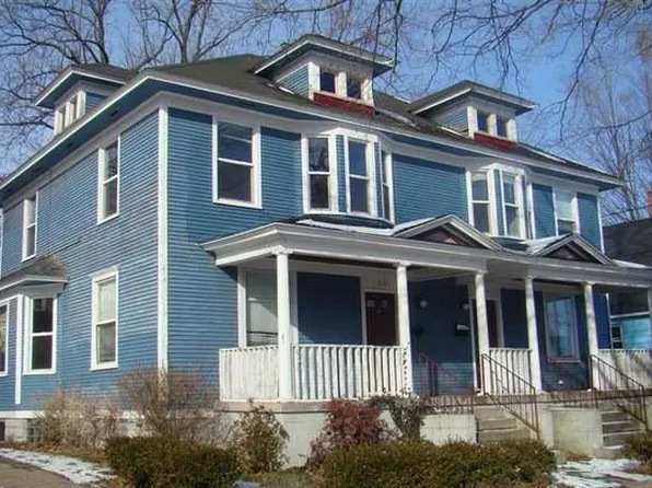 208 Maple Ave #210, Holland, MI 49423