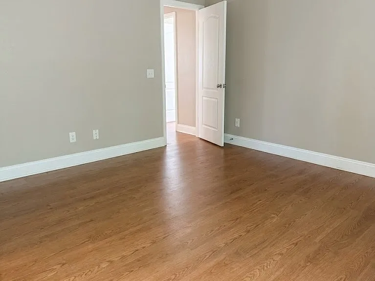 9 Haven Point — Photo 31