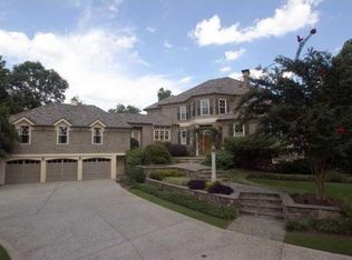 215 Londonberry Rd, Sandy Springs, GA 30327