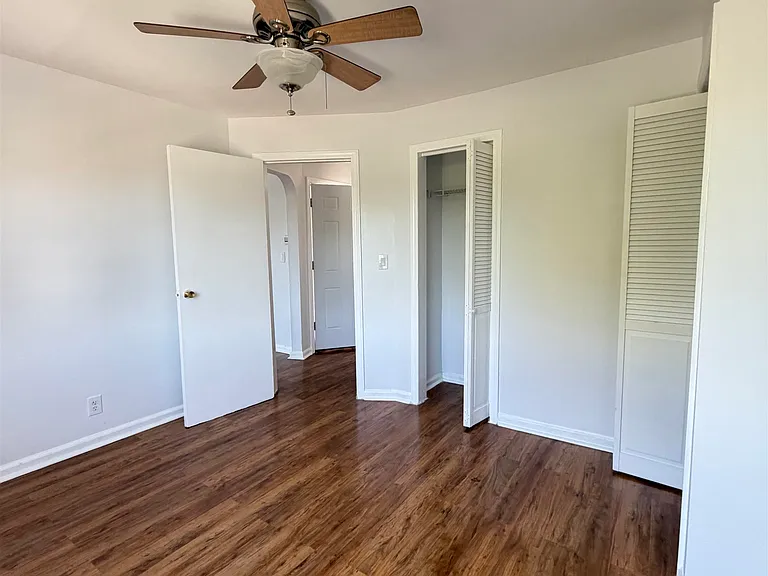 69 La Salle Ave #2 — Photo 10