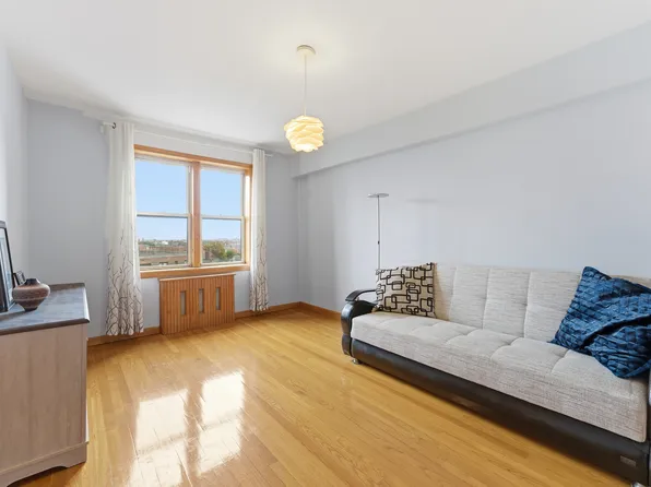 3616 Henry Hudson Parkway image 11 of 16