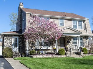 2060 Wickford Rd, Columbus, OH 43221