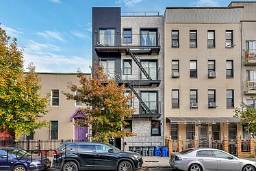 Rented by Rennit Inc.