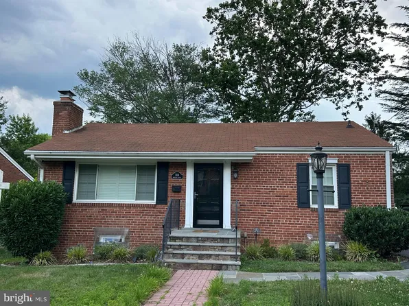 304 Moncure Dr, Alexandria, VA 22314