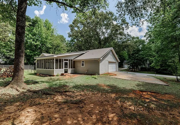 335 Oak Meadows Dr — Photo 20