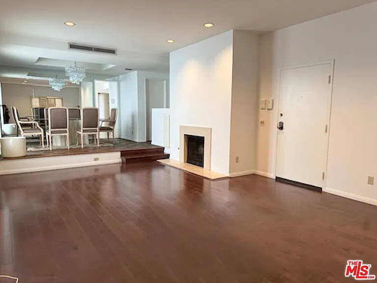 1655 Selby Ave #102 — Photo 2