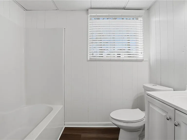 2467 Elmwood Cir SE — Photo 15