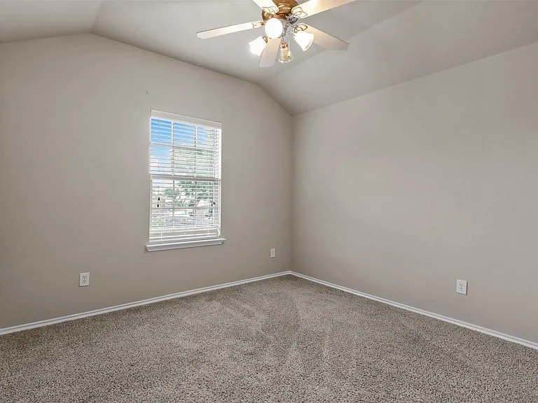5417 Beacon Ln — Photo 7