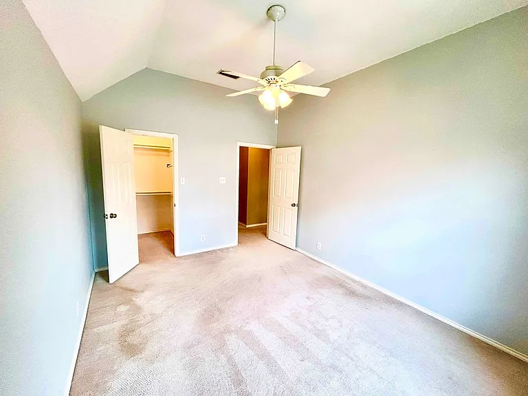 8807 Brae Ridge Dr — Photo 20