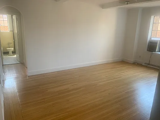 Rented by 1 Christopher Realty LLC | media 31