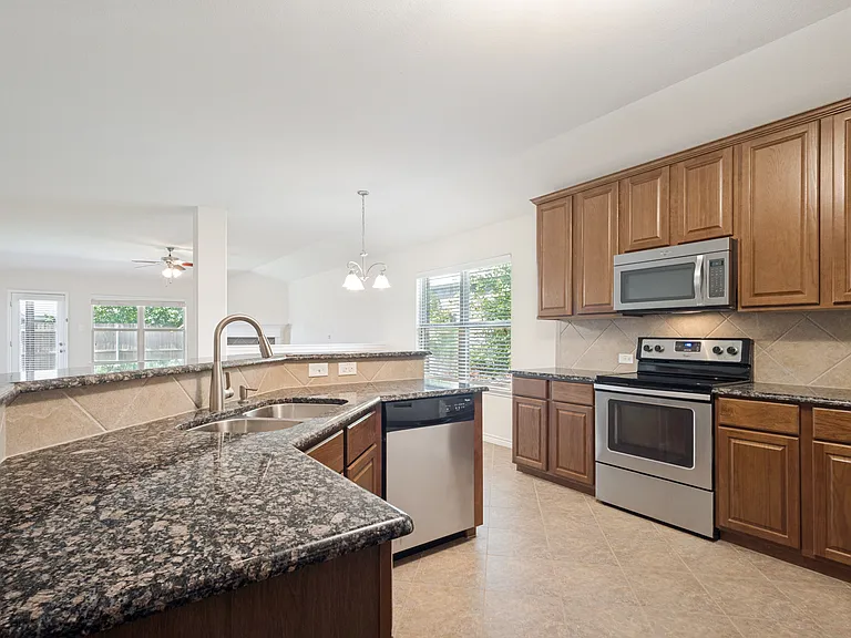 1212 Villa Paloma Blvd — Photo 10