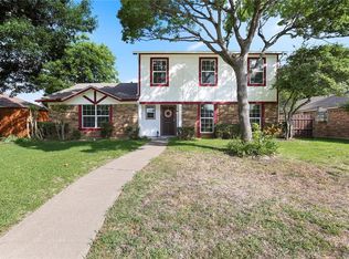 121 Ridgegate Dr, Garland, TX 75040
