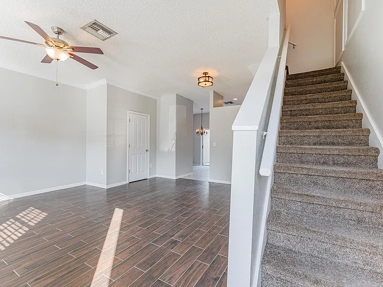 4304 Deermont Cir — Photo 3