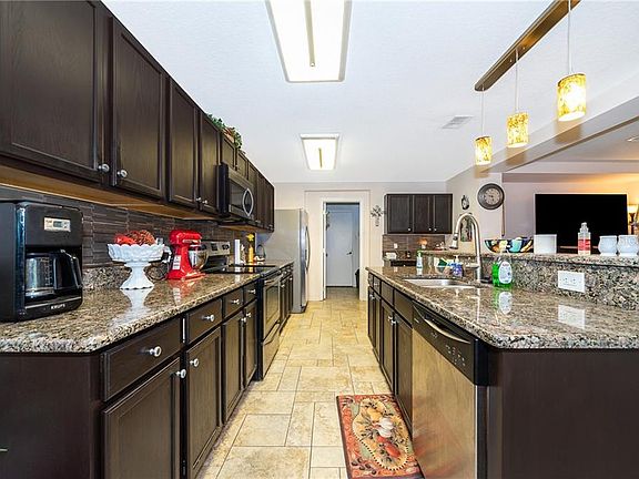 4th image of 15055 Perdido Dr